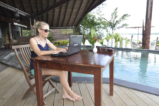 There's internet available at Deco Stop Lodge